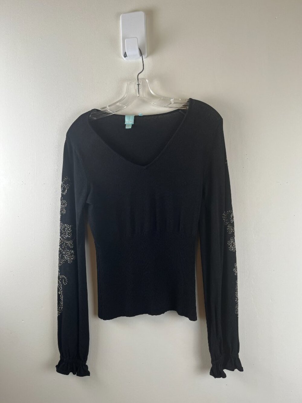 Vintage Black Embroidered Fhu-Shu Long Sleeve Top